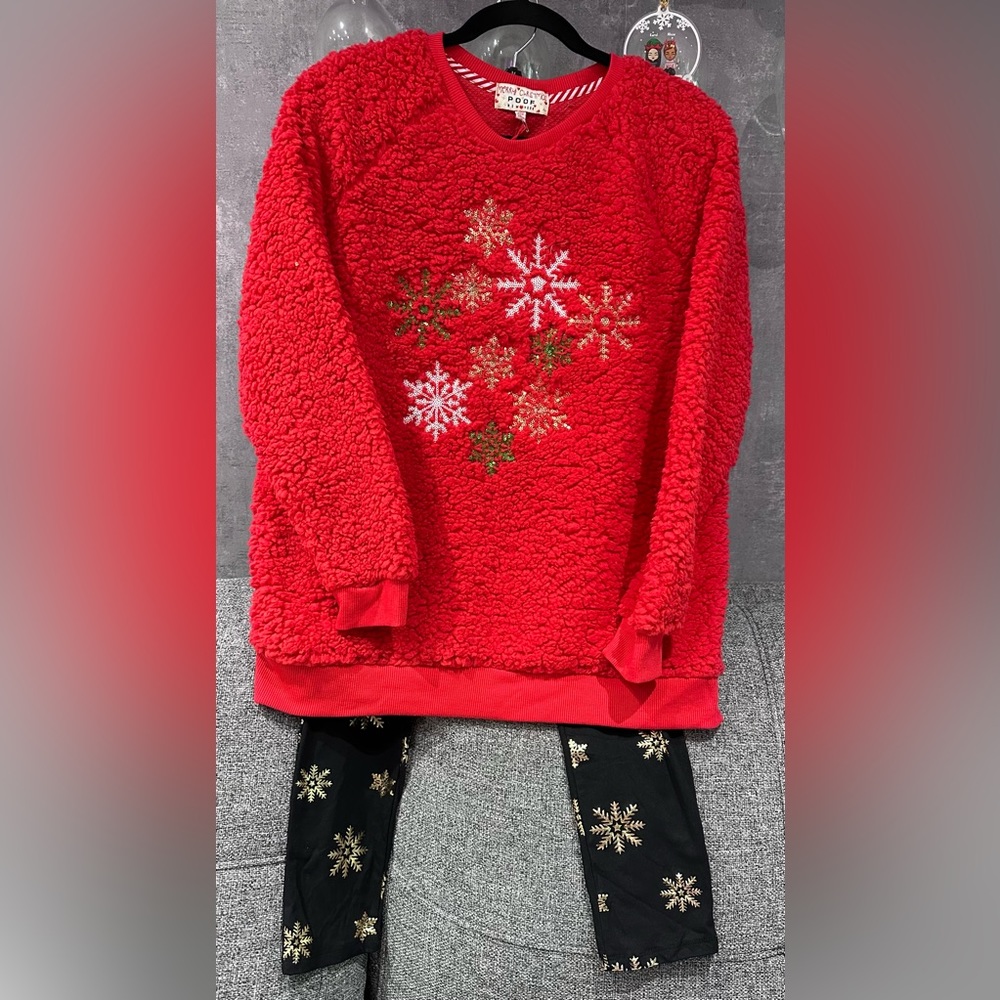 Christmas pajamas set, super soft, size L. Brand New